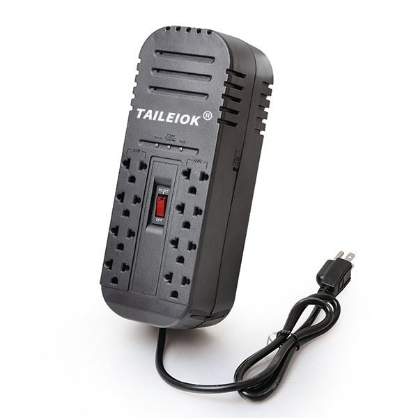 TLCR-300-600 USA Socket Type Voltage Regulator